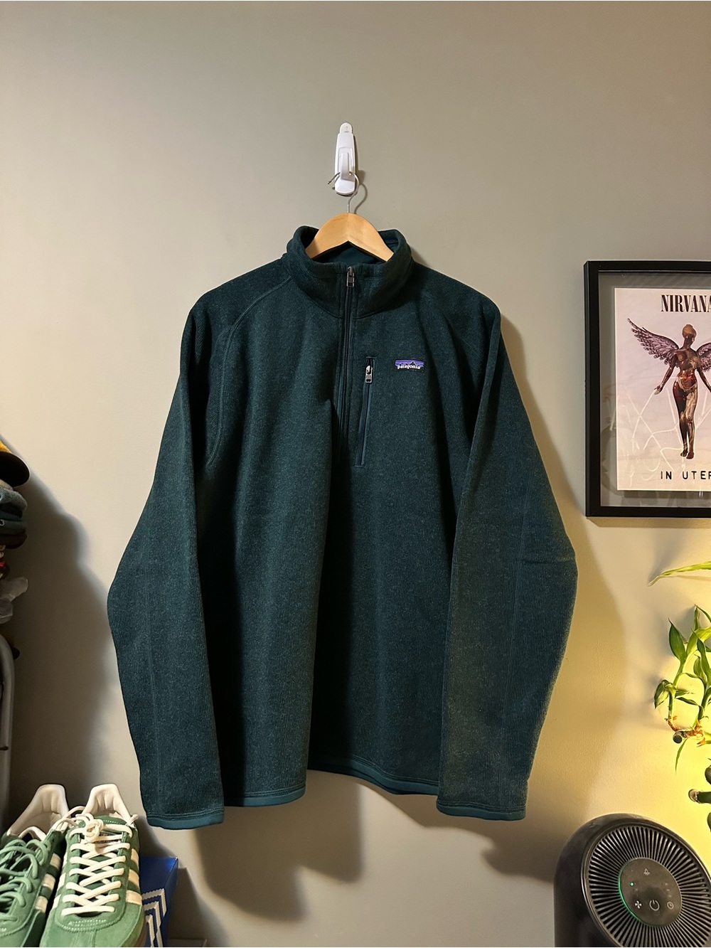 Patagonia Men's Dark Teal Half-Zip Fleece Pullover